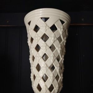 Lenox Pierced Lattice Vase